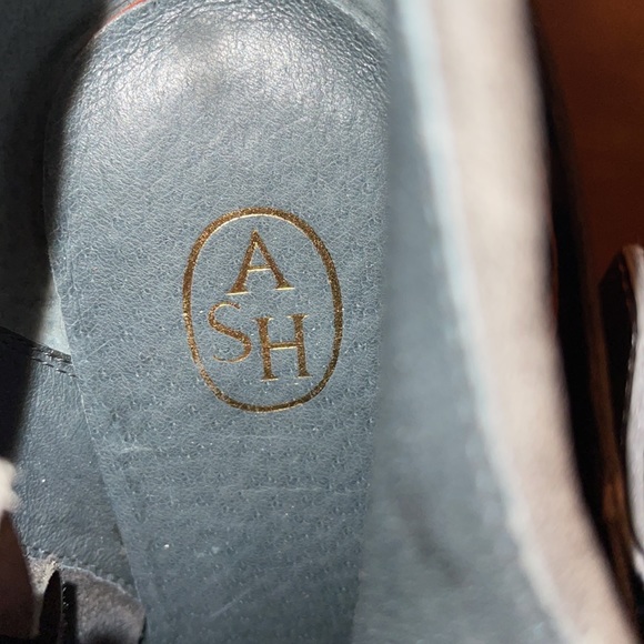 Ash Shoes | Ash Iona Grommet-Embellished Leather Ankle Boots - Picture 6 of 6